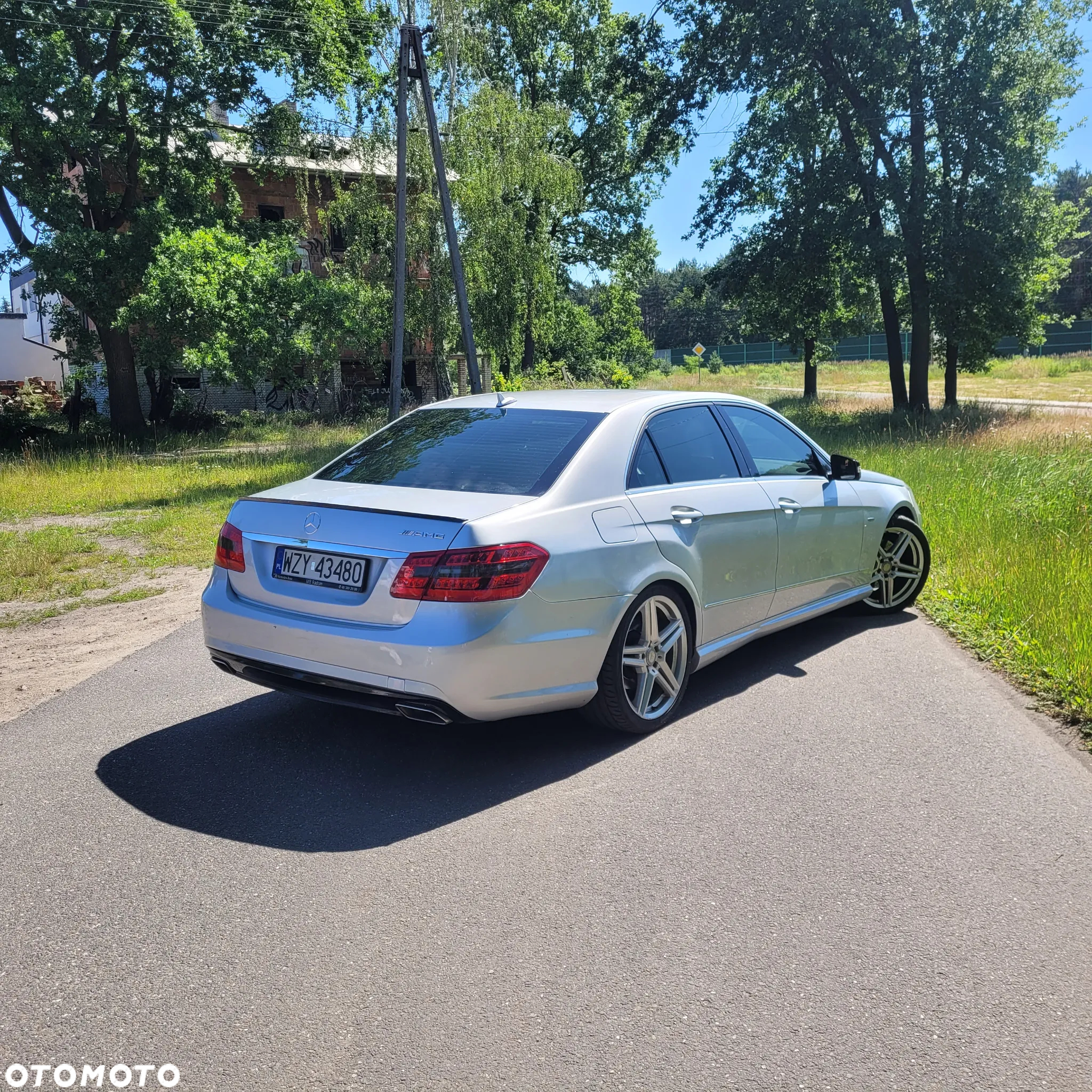 Mercedes-Benz Klasa E 350 CDI DPF BlueEFFICIENCY 7G-TRONIC Elegance - 8