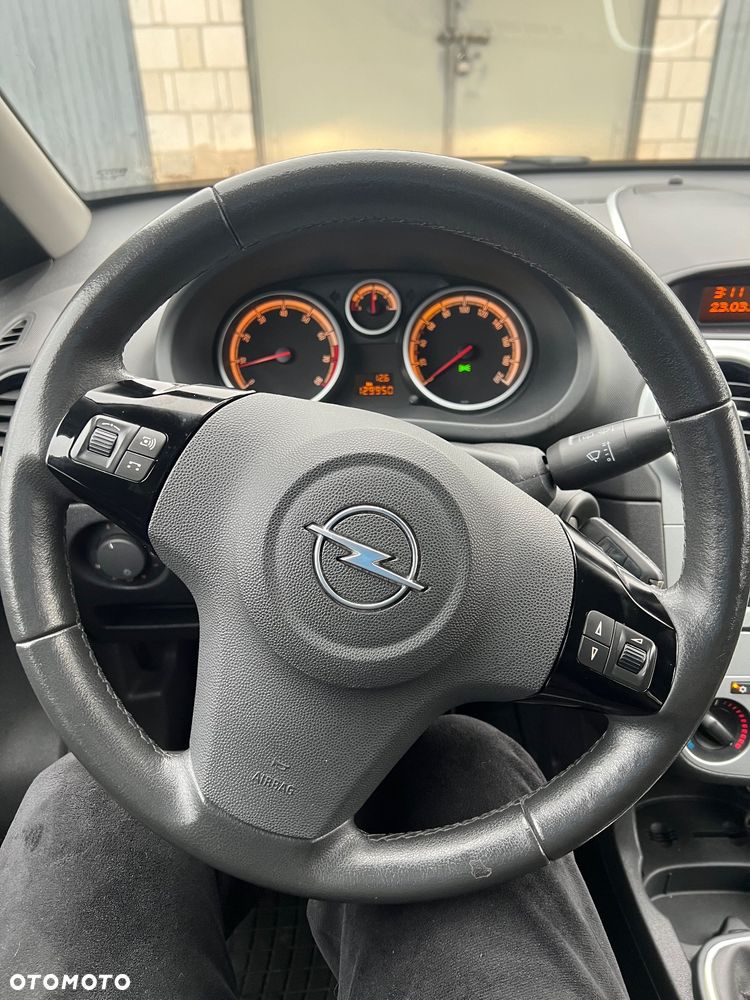 Opel Corsa 1.2 16V - 13