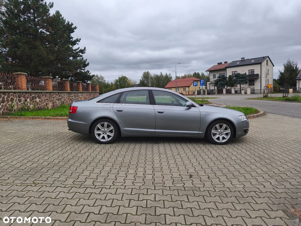 Audi A6 - 4