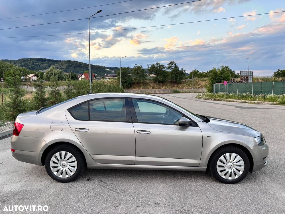 Skoda Octavia 2.0 TDI Ambition - 9