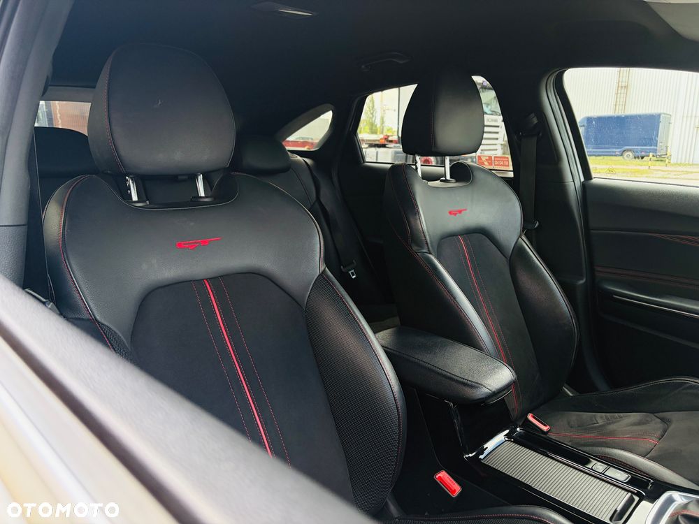 Kia ProCeed 1.6 T-GDI GT DCT - 21