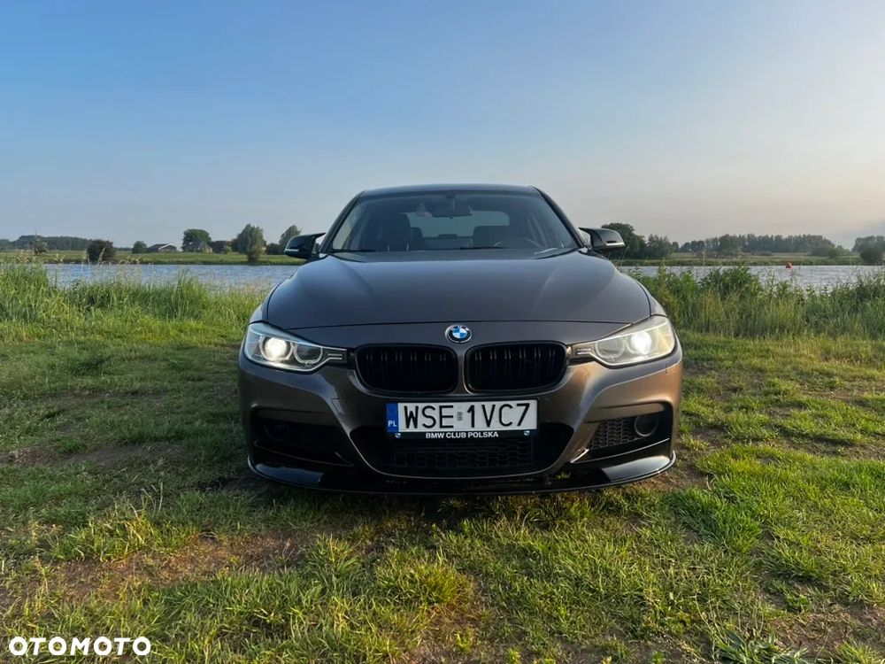 BMW Seria 3 320i Efficient Dynamics Edition Sport Line - 11