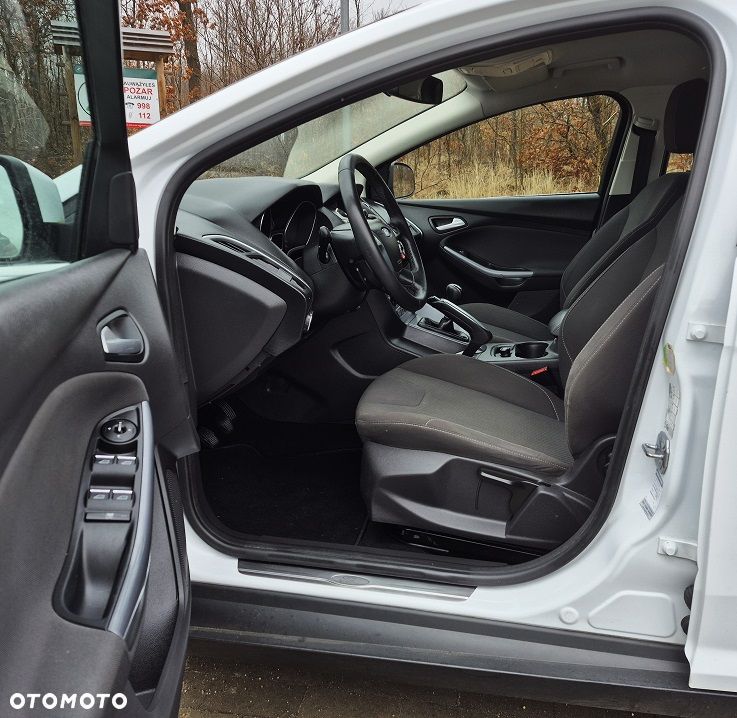 Ford Focus 1.6 TDCi DPF Start-Stopp-System Champions Edition - 12