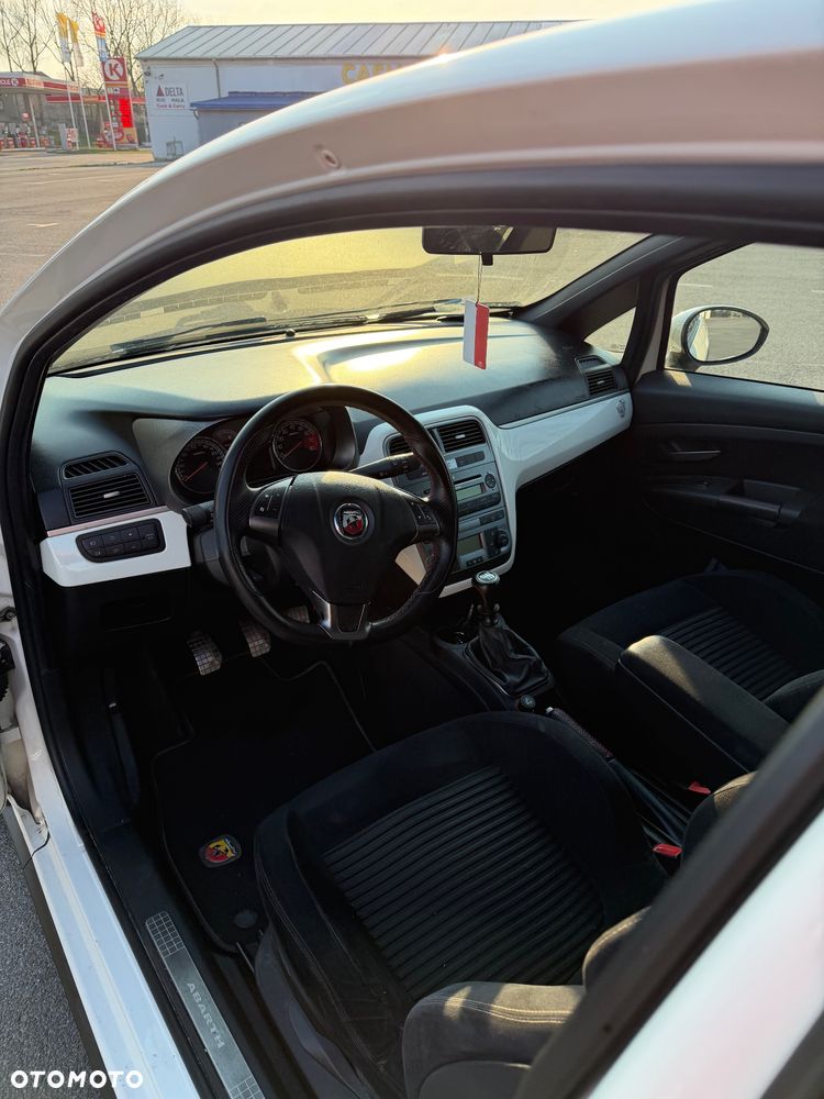 Abarth Grande Punto - 10