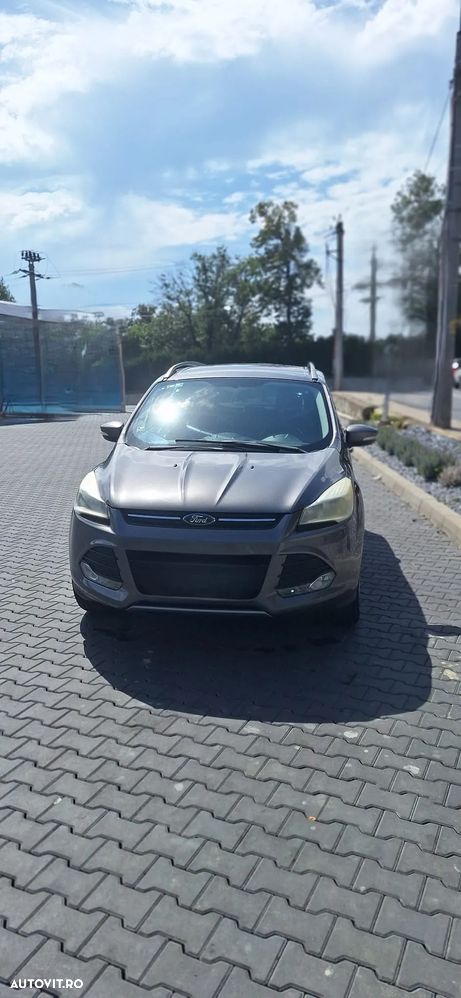 Ford Kuga - 2
