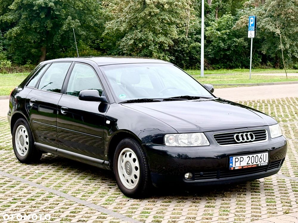 Audi A3 Sportback 1.6 Ambiente - 1
