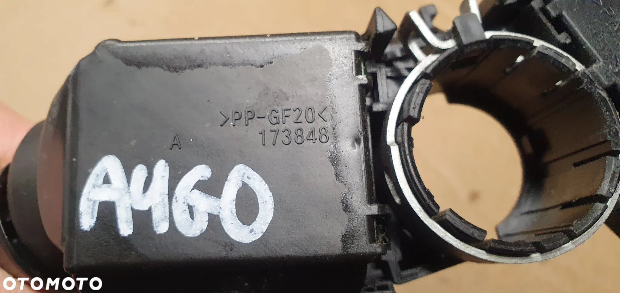 Przełącznik zespolony manetki Toyota Aygo 17F001 173848 - 7