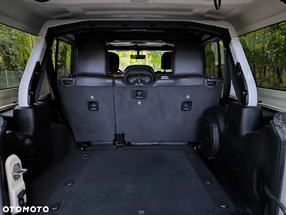 Jeep Wrangler 3.6 Unlim Rubicon - 12
