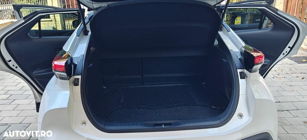 Toyota C-HR 1.8 HEV 140 CP 4x2 CVT Dynamic - 23