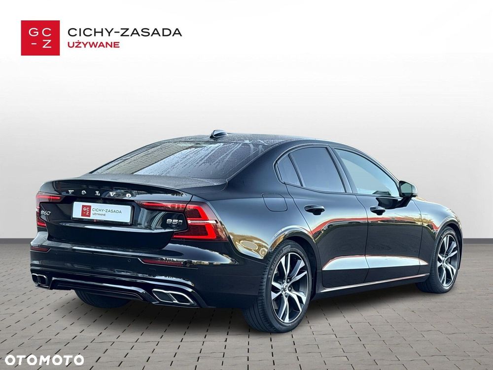 Volvo S60 B5 B AWD R-Design - 5