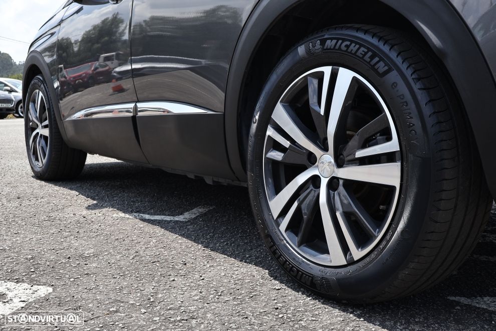Peugeot 3008 1.6 Hybrid Allure Pack e-EAT8 - 5