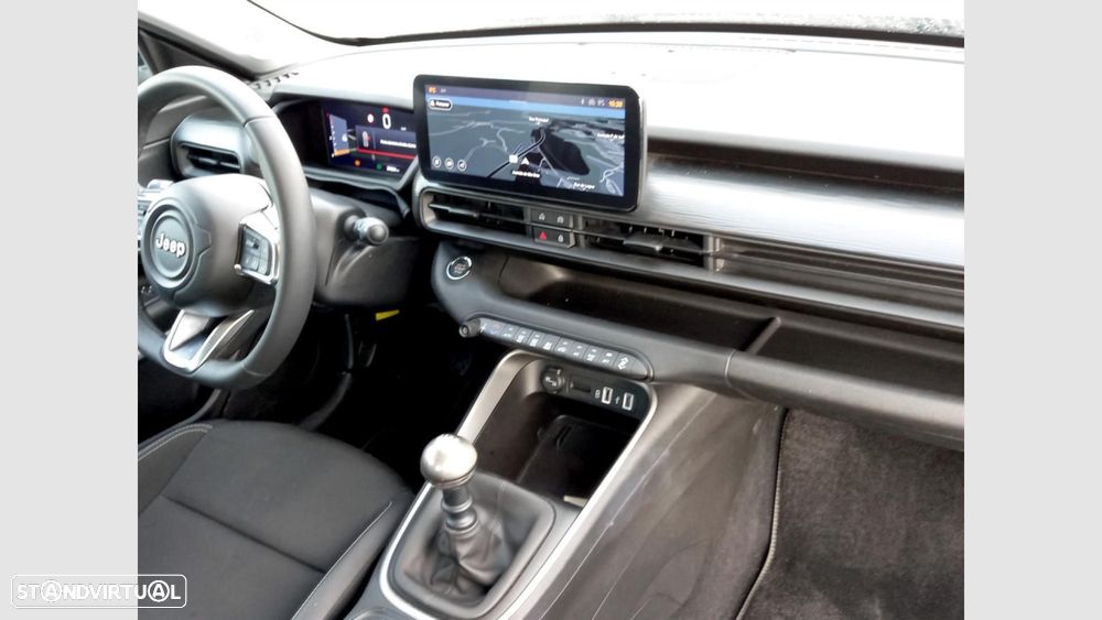 Jeep Avenger 1.2 GSE T3 Altitude - 18