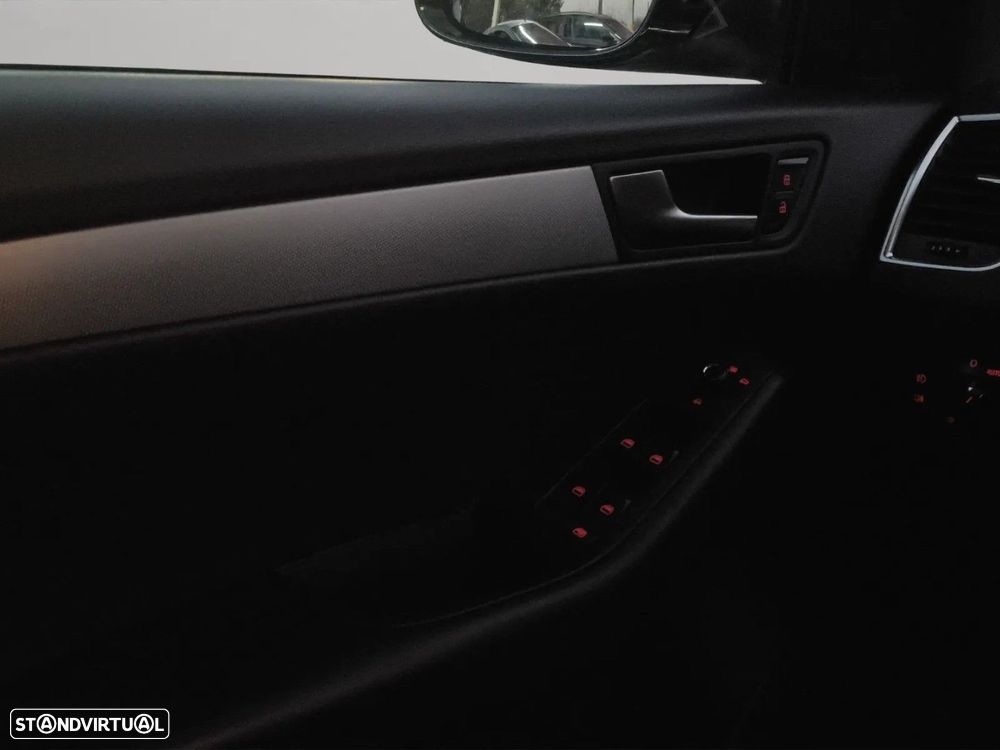 Audi Q5 2.0 TDI Sport S-tronic - 12