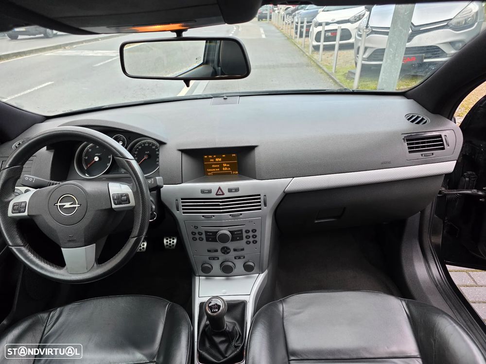 Opel Astra GTC 1.7 CDTI Sport - 17