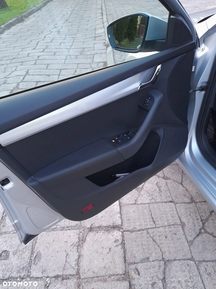 Skoda Octavia 1.2 TSI Style - 11