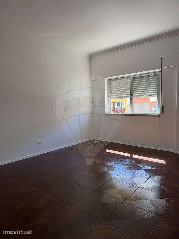 Apartamento T1 para arrendamento - Grande imagem: 3/17