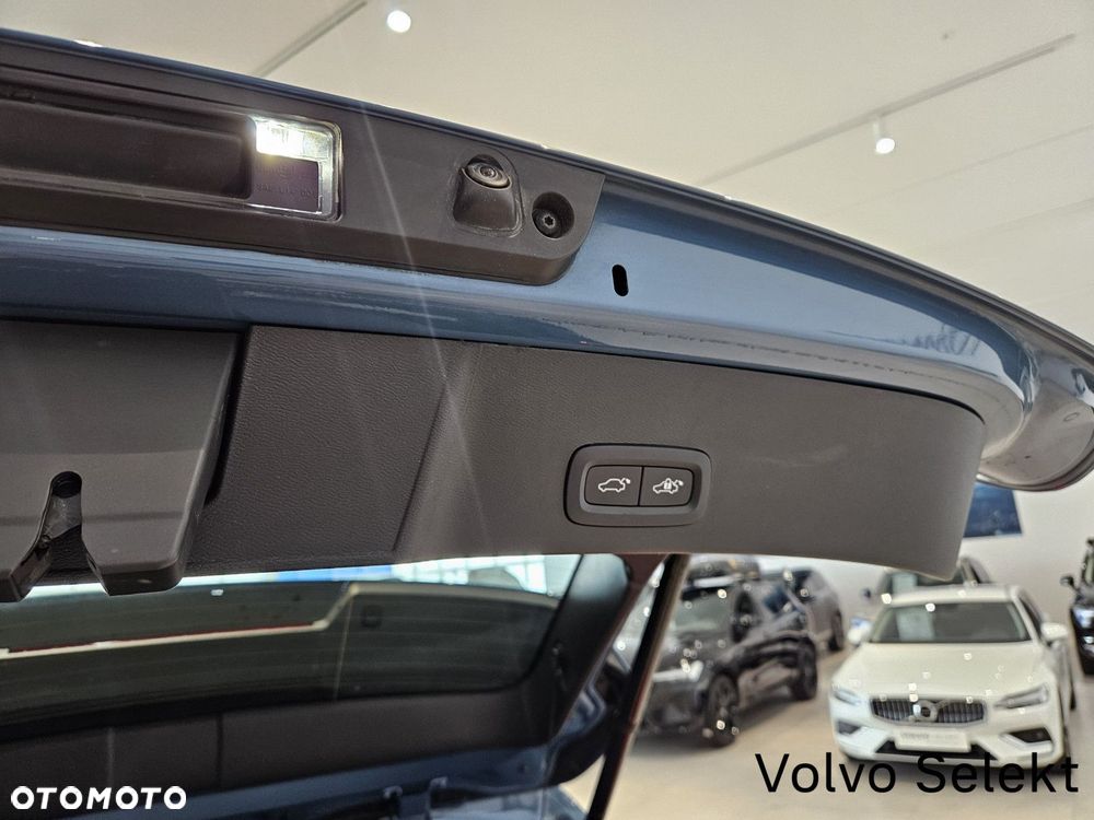 Volvo XC 40 - 41