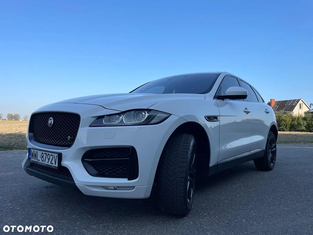 Jaguar F-Pace 25t AWD Prestige - 2