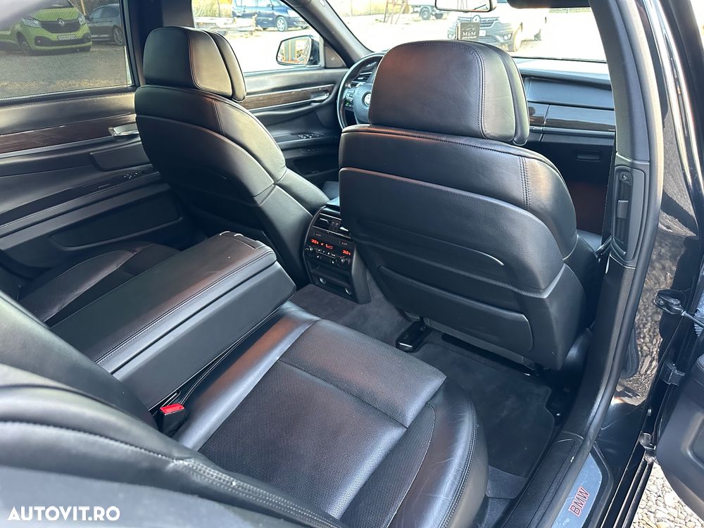 BMW Seria 7 740d xDrive Aut. - 15