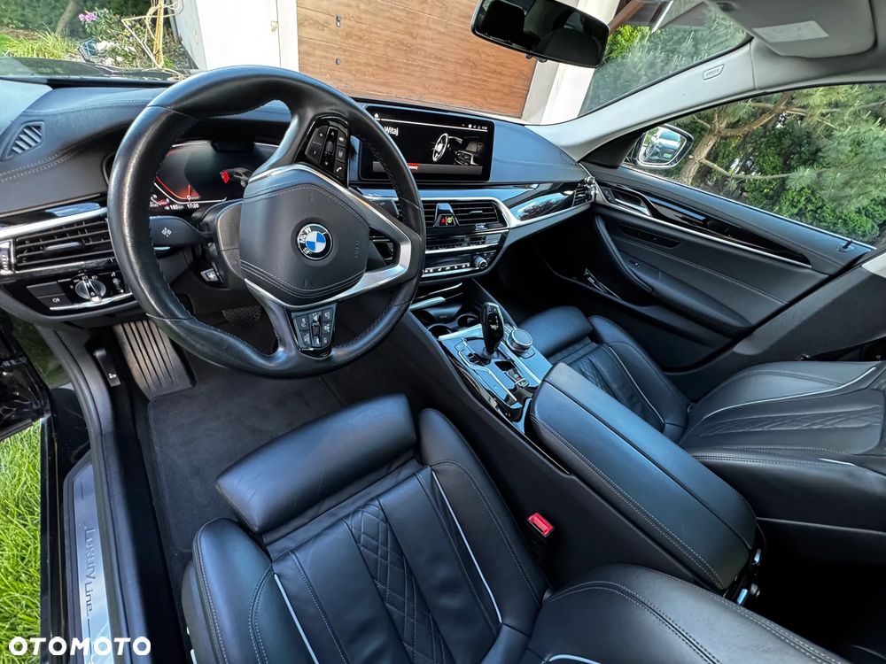 BMW Seria 5 530d mHEV Luxury Line - 12