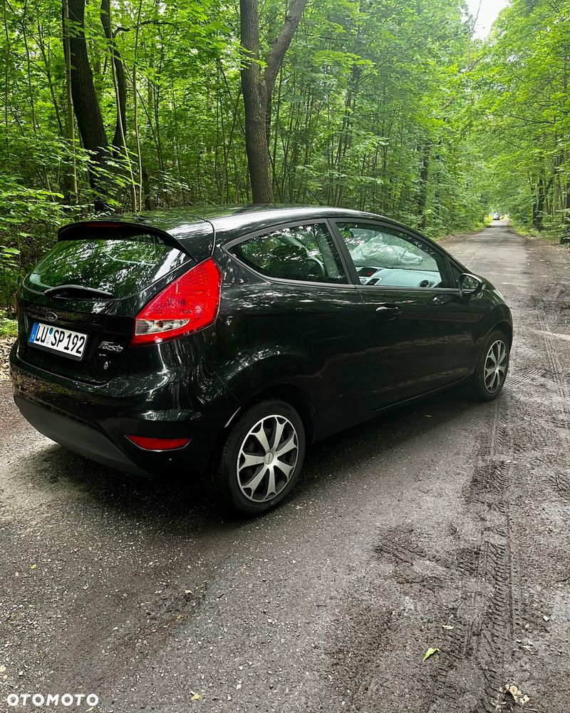 Ford Fiesta 1.25 Platinium X - 3
