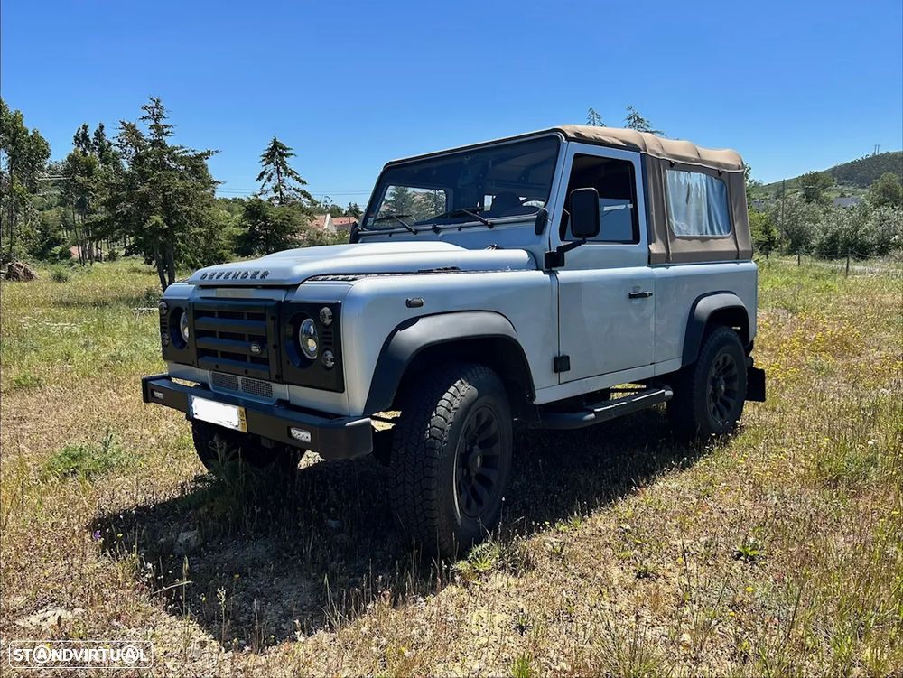 Land Rover Defender 90 2.4 CRD S - 2
