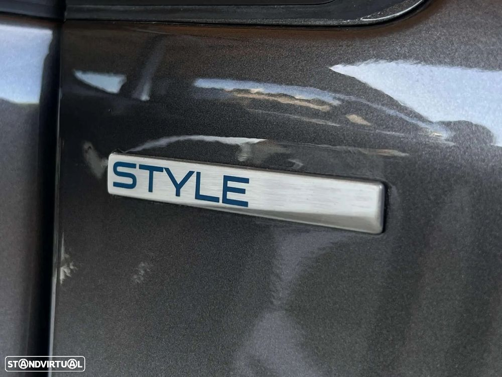 Peugeot 208 1.6 BlueHDi Style - 17