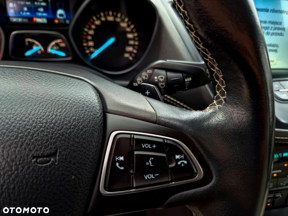 Ford Kuga 2.0 TDCi 4x4 Vignale - 19