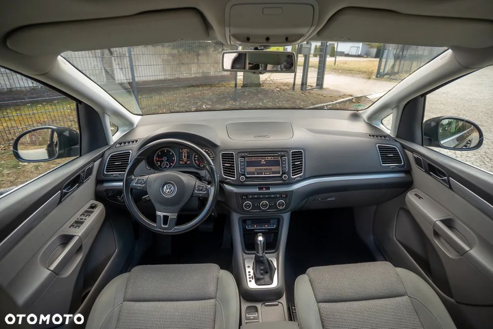 Volkswagen Sharan 2.0 TDI DSG BlueMotion Technology Comfortline - 21