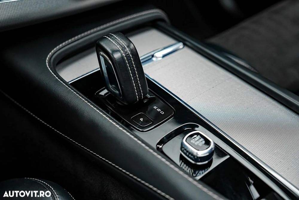 Volvo XC 90 B5 D AWD Geartronic RDesign - 40