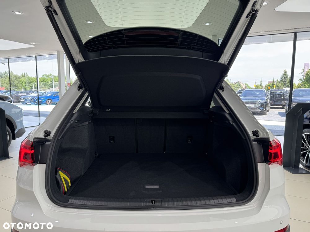 Audi Q3 35 TDI S tronic - 17