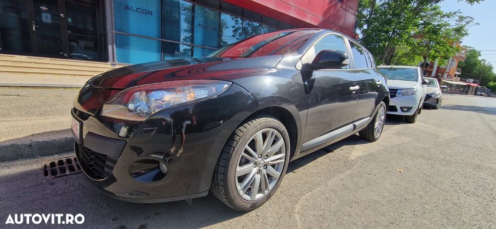 Renault Megane TCe 130 Dynamique - 3