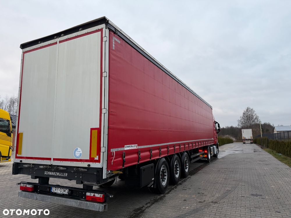 Schwarzmuller S1 - 8