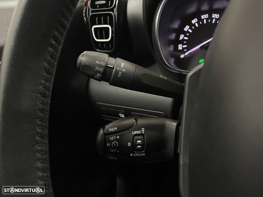 Citroën C3 Aircross 1.2 PureTech Shine - 33