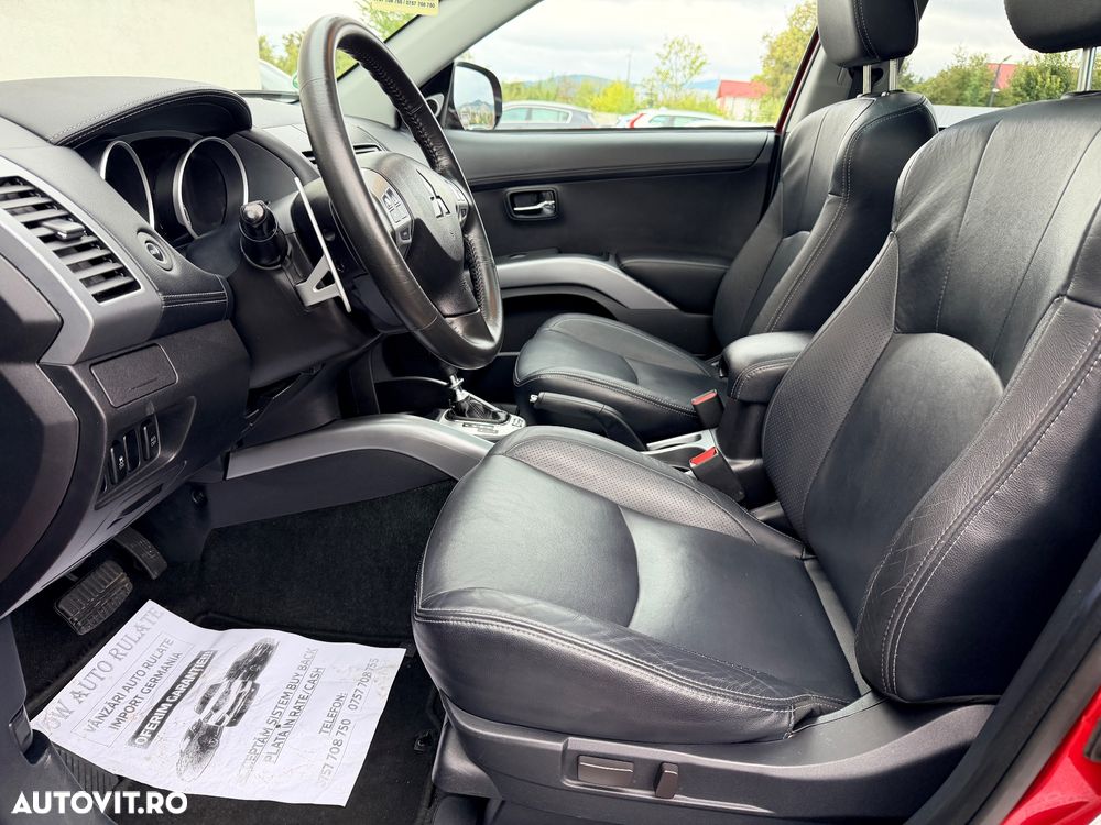 Mitsubishi Outlander 2.2 DI-D 4WD TC-SST Intense - 10