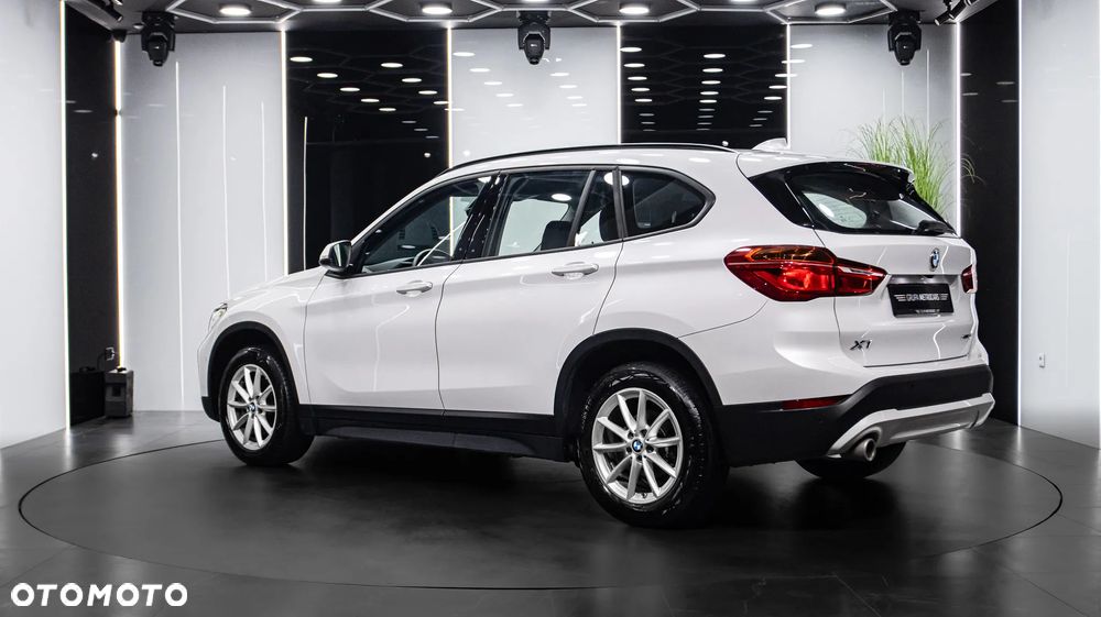 BMW X1 sDrive18i - 5