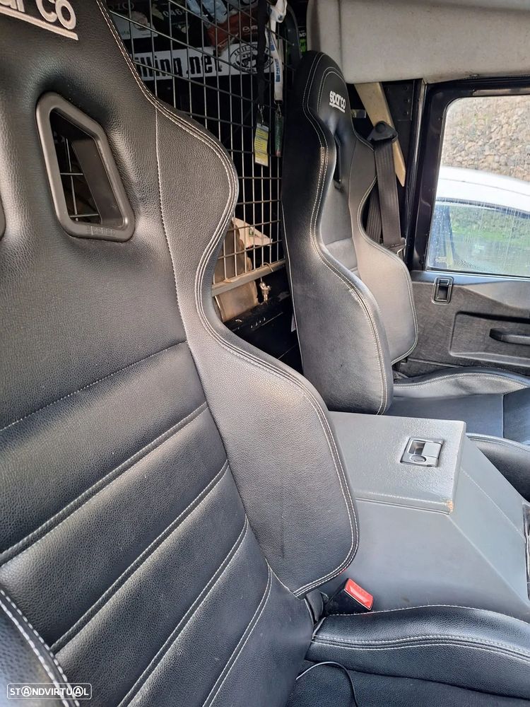 Land Rover Defender 90 2.5 Td5 E - 17