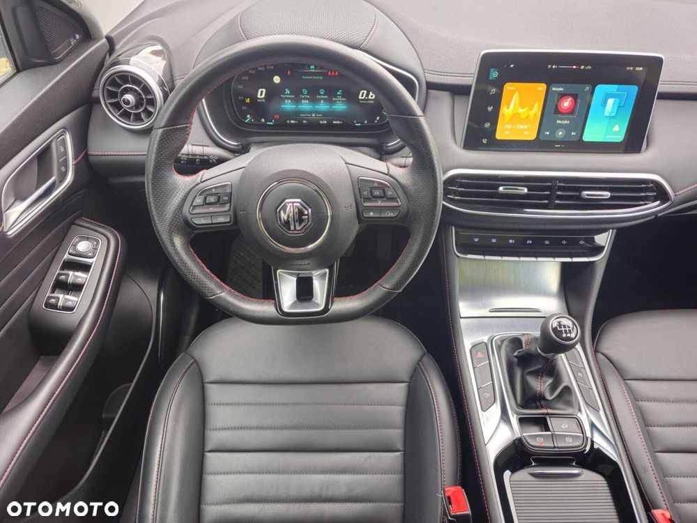 MG HS 1.5 T-GDI Exclusive - 11