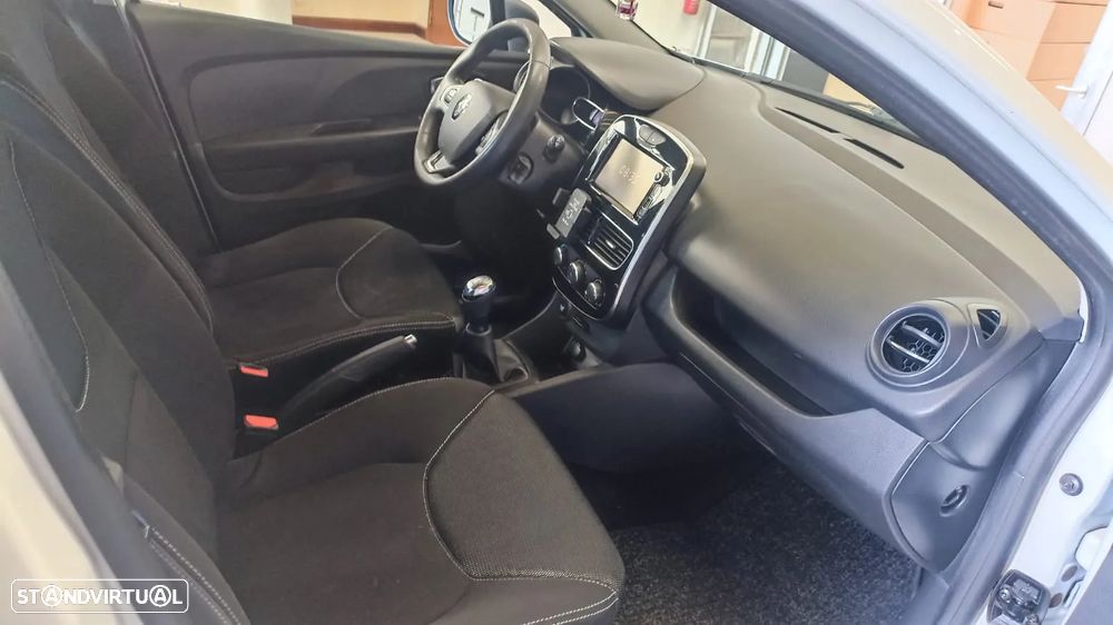 Renault CLIO 1.5 DCI - 6