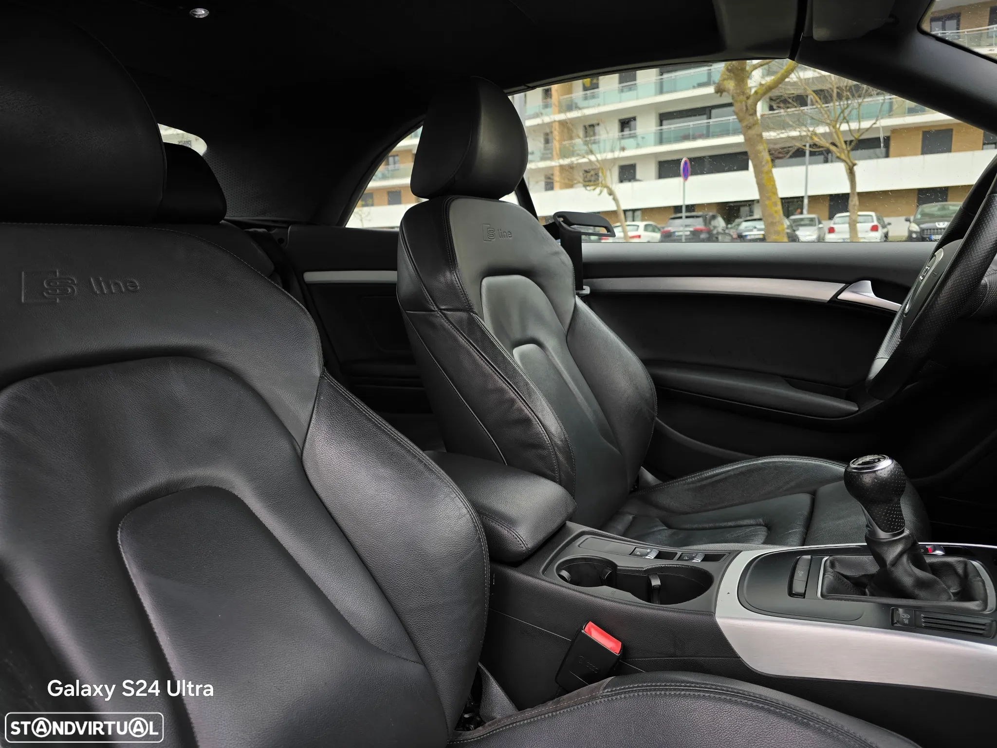 Audi A5 Cabrio 2.0 TDi S-line - 32