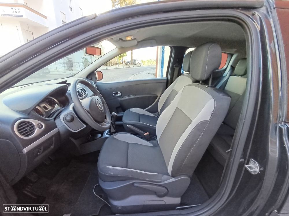 Renault Clio 1.2 TCE GT J15 - 11