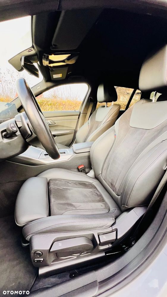 BMW Seria 3 320d xDrive M Sport sport - 25