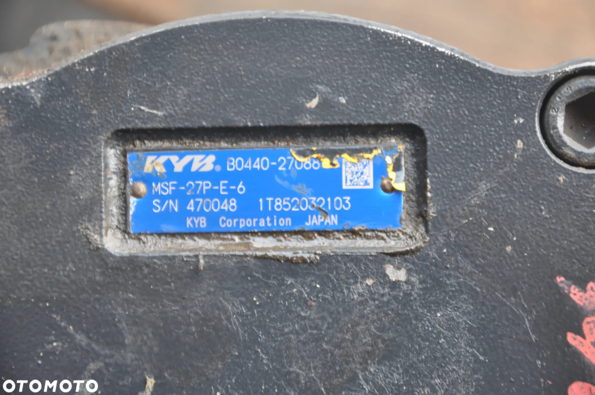 Reduktor silnik obrotu Yanmar Vio 25-4 - 5