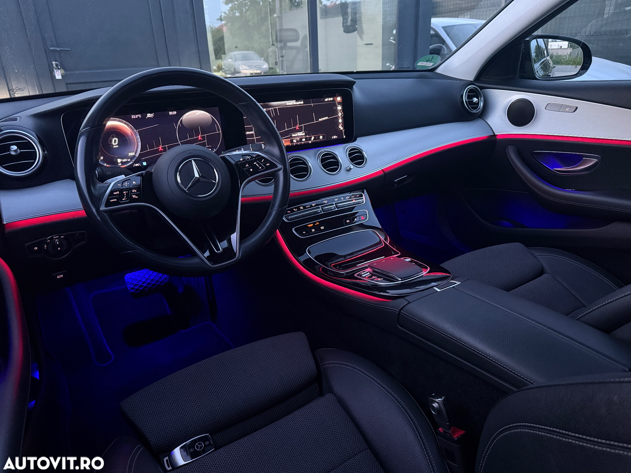 Mercedes-Benz E 300 de 4Matic 9G-TRONIC Night Edition - 35