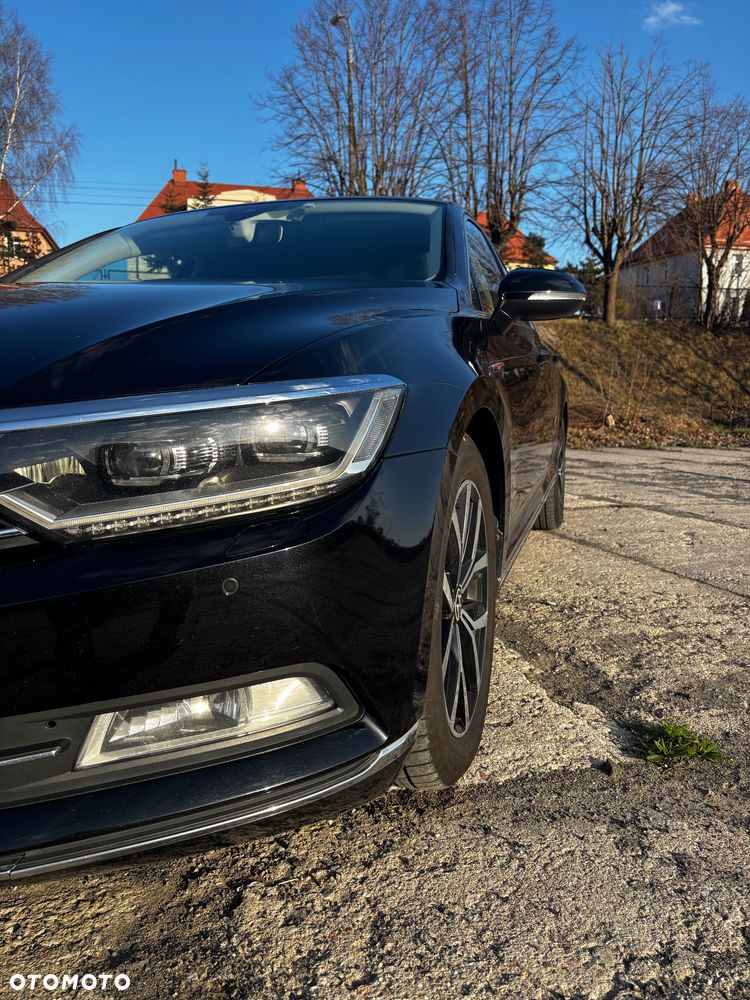 Volkswagen Passat - 10