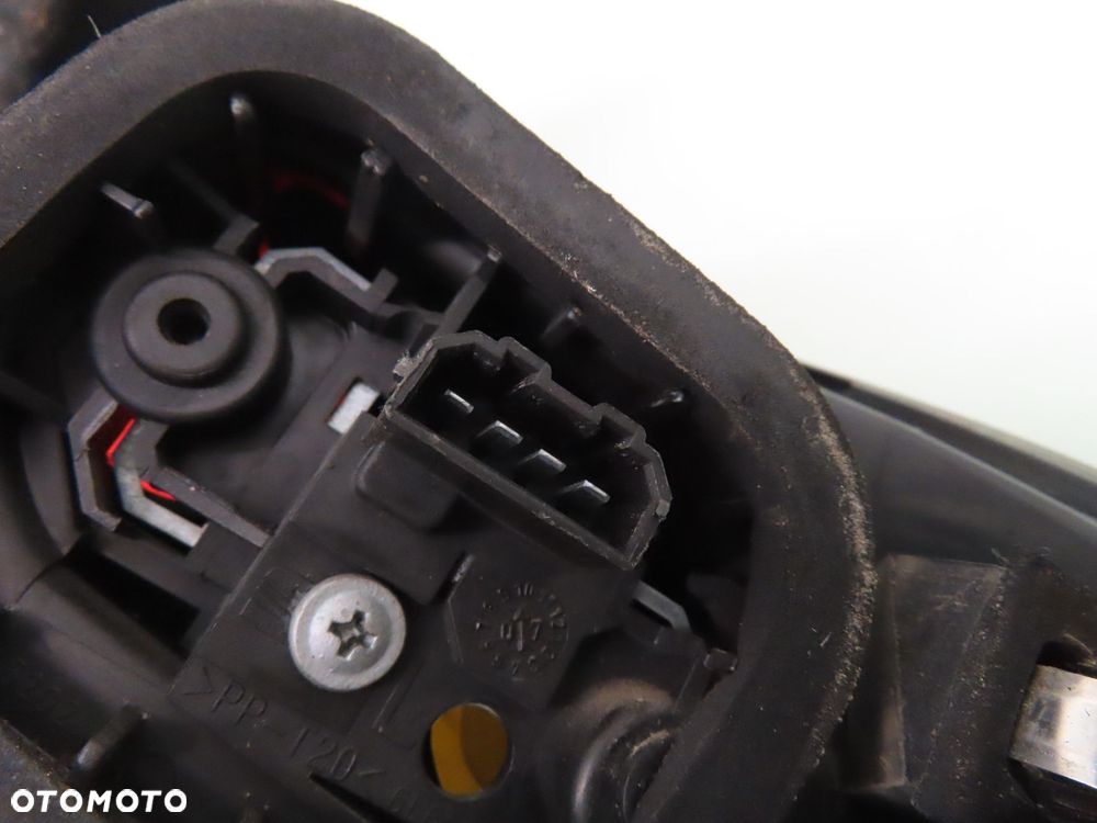 LAMPA LEWA TYLNA SEAT IBIZA III 6L1 6L6945111D - 2