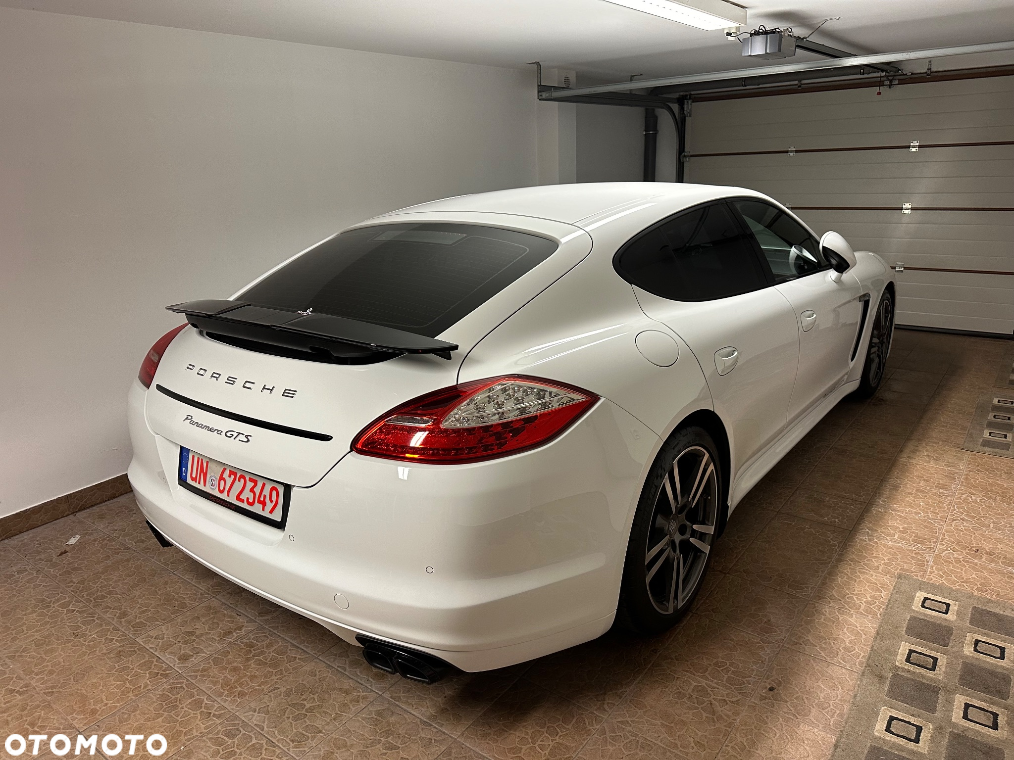 Porsche Panamera GTS - 9