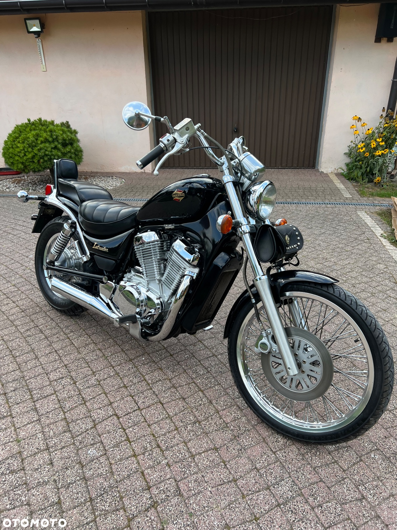 Suzuki Intruder - 26