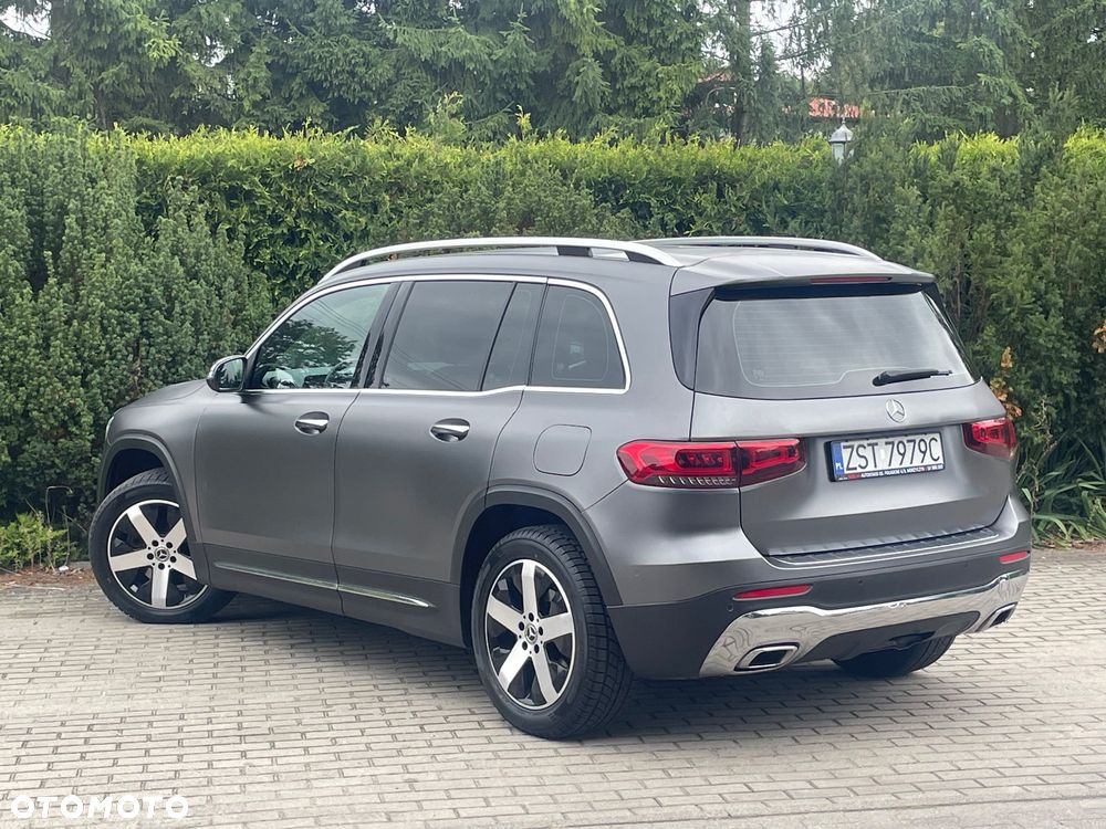 Mercedes-Benz GLB 200 d 8G-DCT Progressive - 24