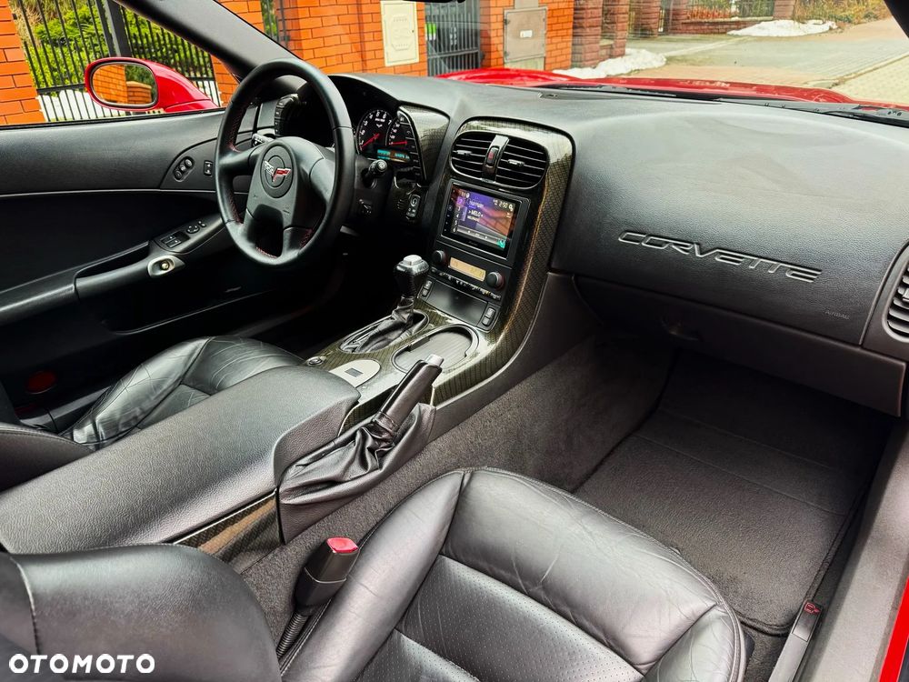 Chevrolet Corvette - 6